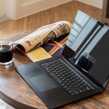 Eqr Weaver Austin Kültér fotó